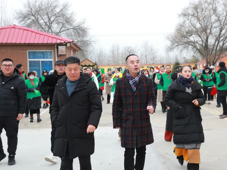 第244所 山东省平度市明村镇前楼玩球体育韩雪公益小学 第244所 山东省平度市明村镇前楼玩球体育韩雪公益小学
