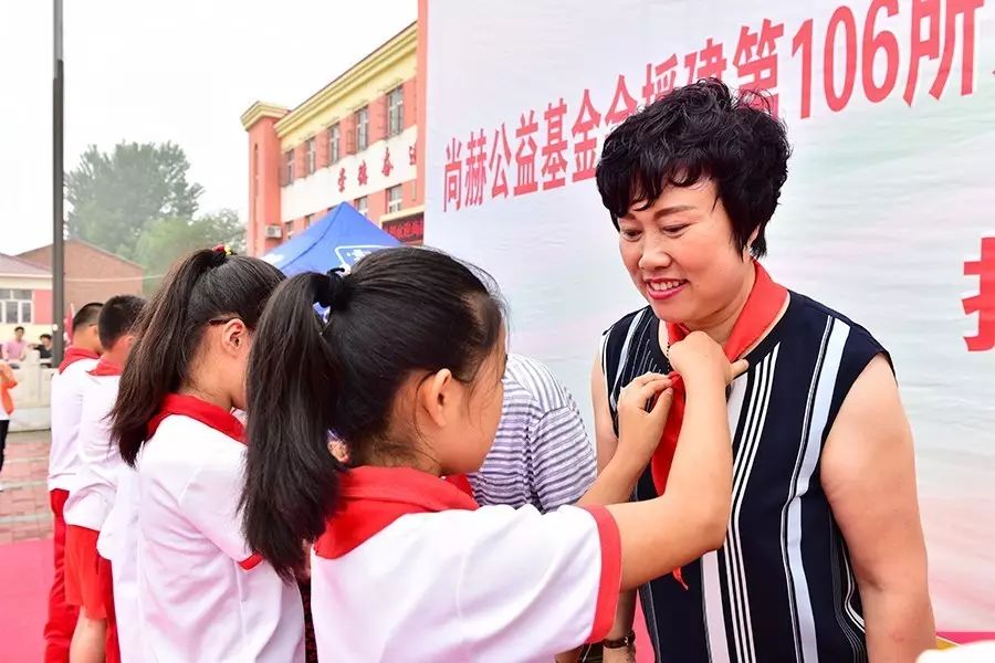 第107所 赤峰市阿鲁科尔沁旗乌兰哈达玩球体育谭迎春小学 第107所 赤峰市阿鲁科尔沁旗乌兰哈达玩球体育谭迎春小学