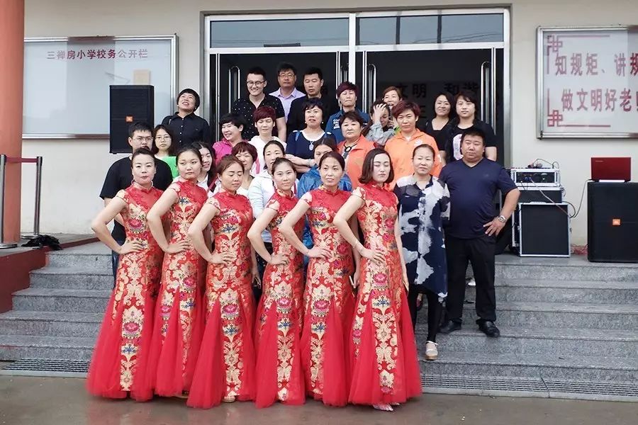 第107所 赤峰市阿鲁科尔沁旗乌兰哈达玩球体育谭迎春小学 第107所 赤峰市阿鲁科尔沁旗乌兰哈达玩球体育谭迎春小学