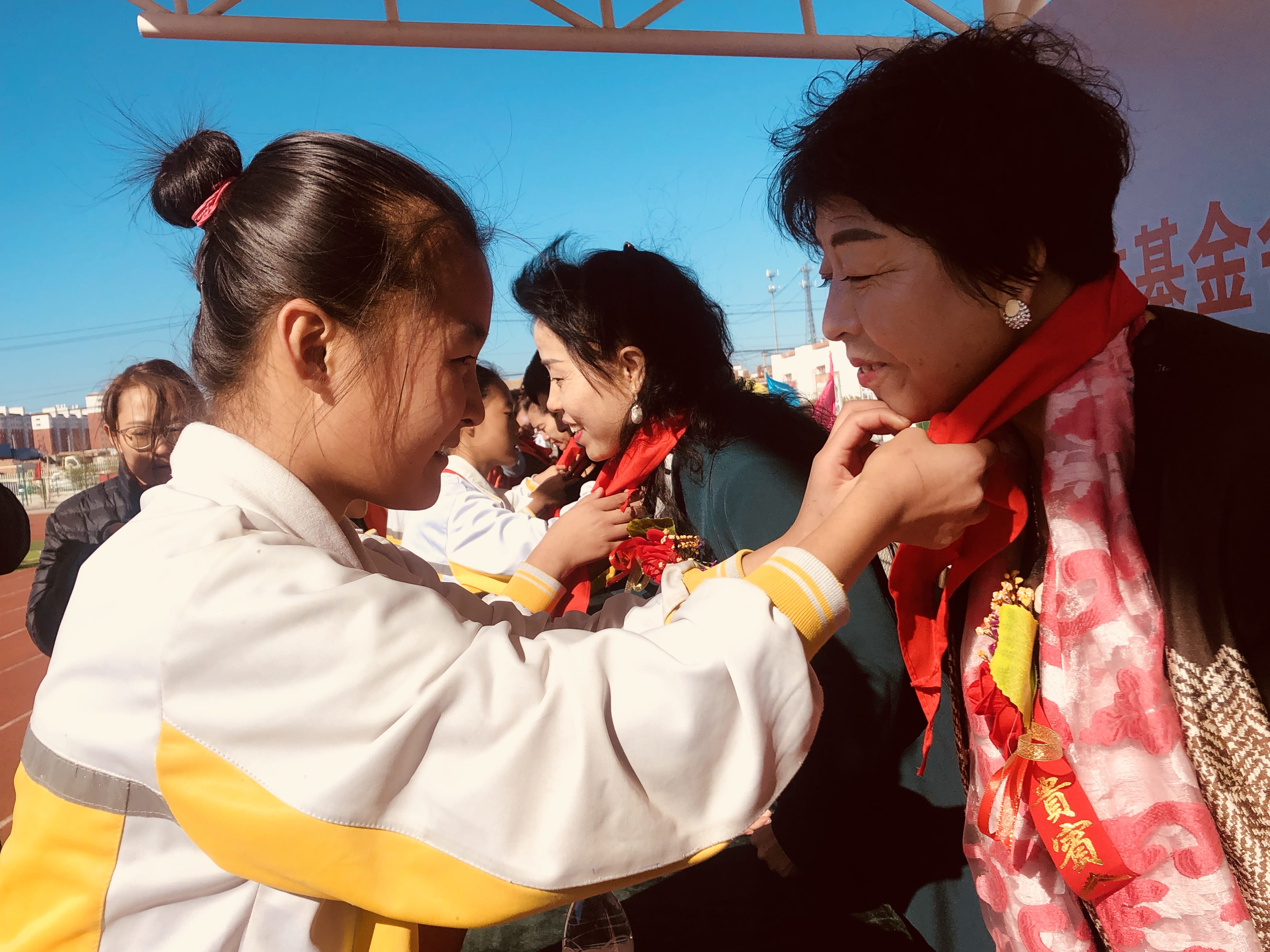第175所 包头市东河区河东玩球体育舒丽琴学校 第175所 包头市东河区河东玩球体育舒丽琴学校