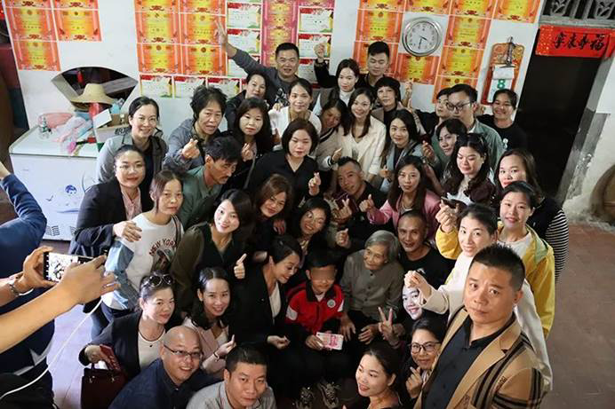 第219所 广东省吴川市黄坡镇平泽玩球体育刘玉杰小学 第219所 广东省吴川市黄坡镇平泽玩球体育刘玉杰小学